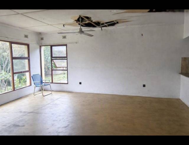 3 BEDROOM HOUSE FOR SALE IN GLENMORE BEACH